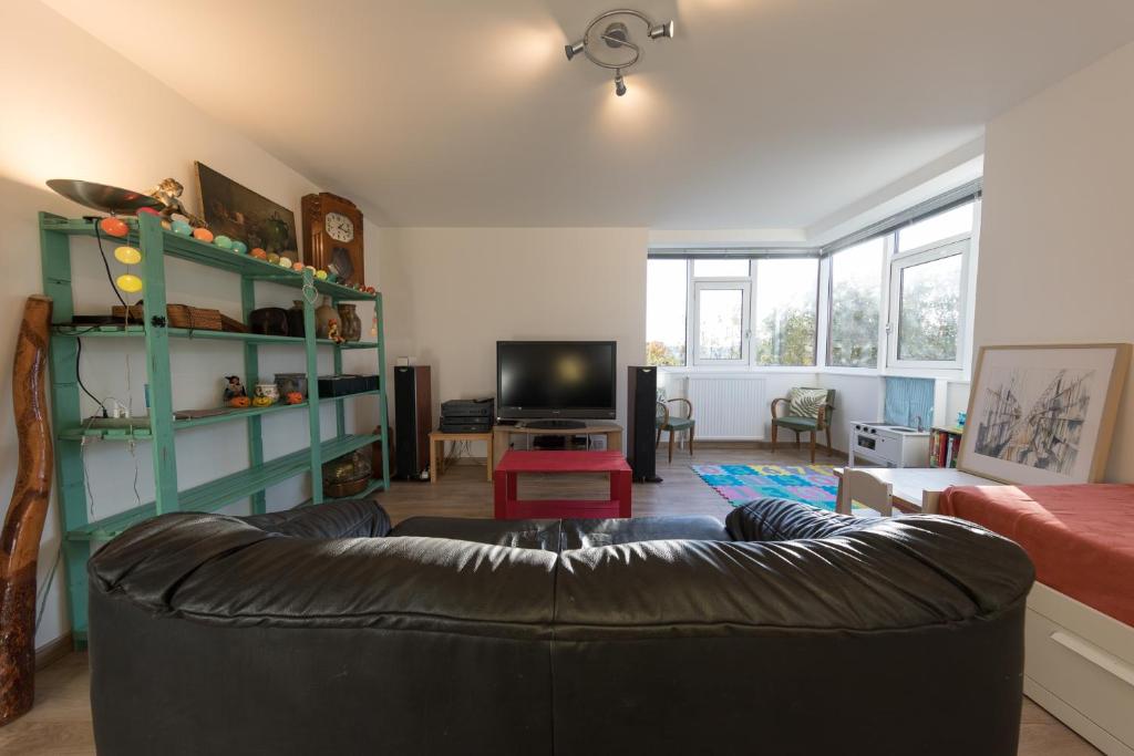 Photo de la galerie de l'établissement Au vert sur parc Saint-Cyr, à Rennes