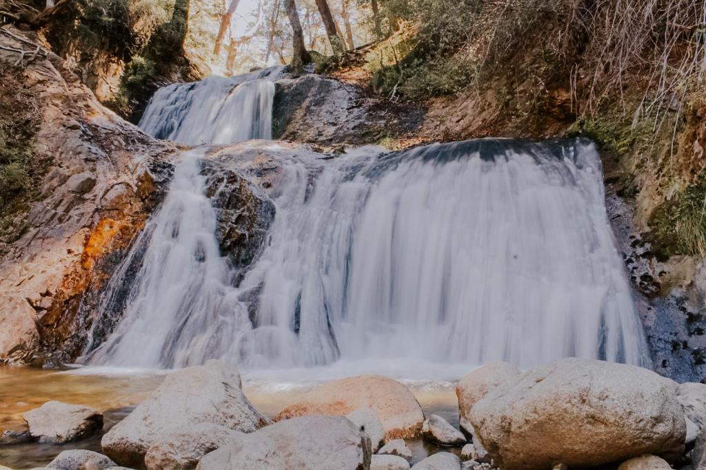 Un paisaje natural cerca del hostal