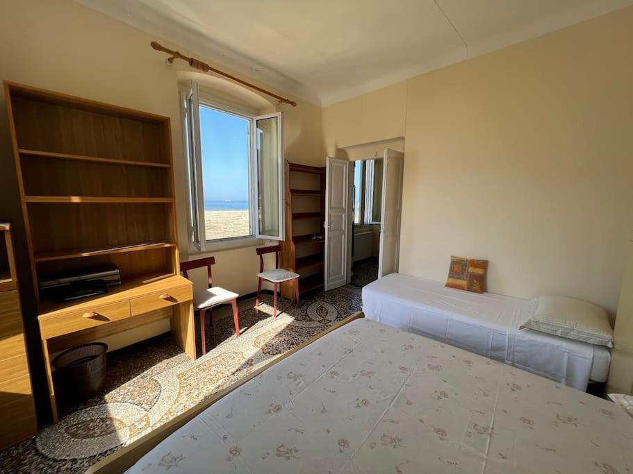 Letto o letti in una camera di Vasto apt panoramico 3 min mare