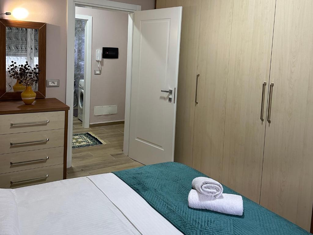 Lovely one bedroom flat in durres 2 - Image 2