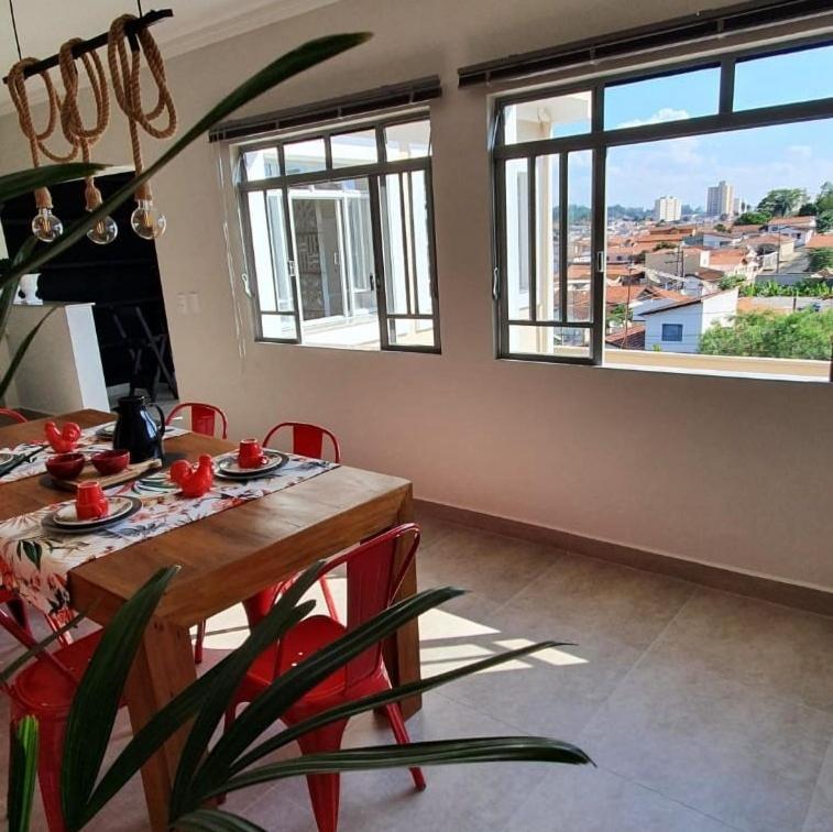 Fotografie z fotogalerie ubytování Casa Romão 2 Pertinho de Vinícola e Centro v destinaci Espirito Santo Do Pinhal