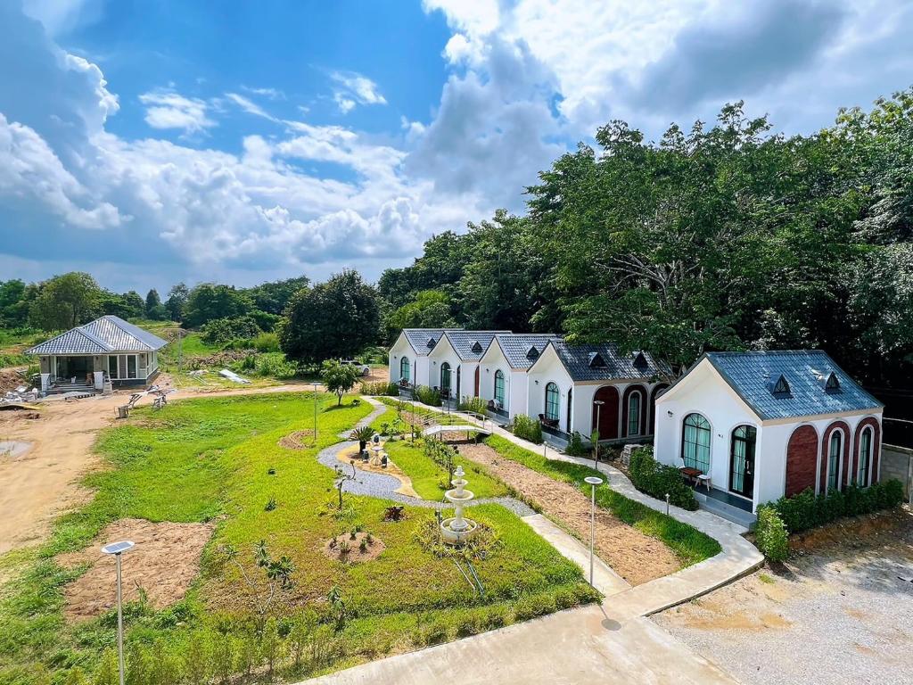 Zahrada ubytování คีรีศิลป์ รีสอร์ท เชียงราย (Khirisin Resort Chiang rai)