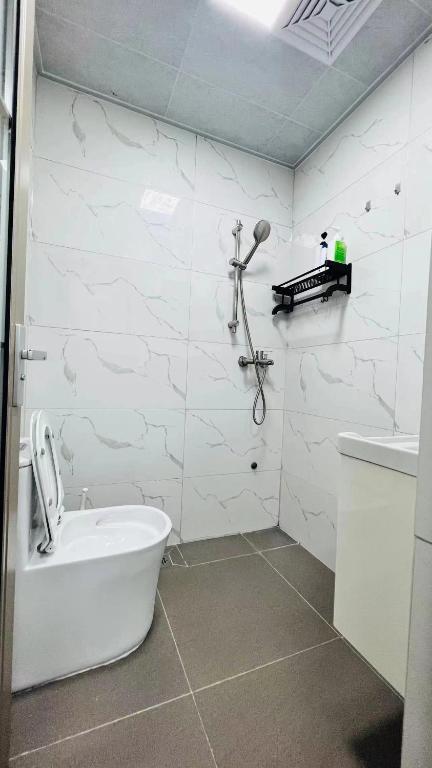 Koupelna v ubytování Shenzhen Duowei Luxury Apartment Chegongmiao Branch
