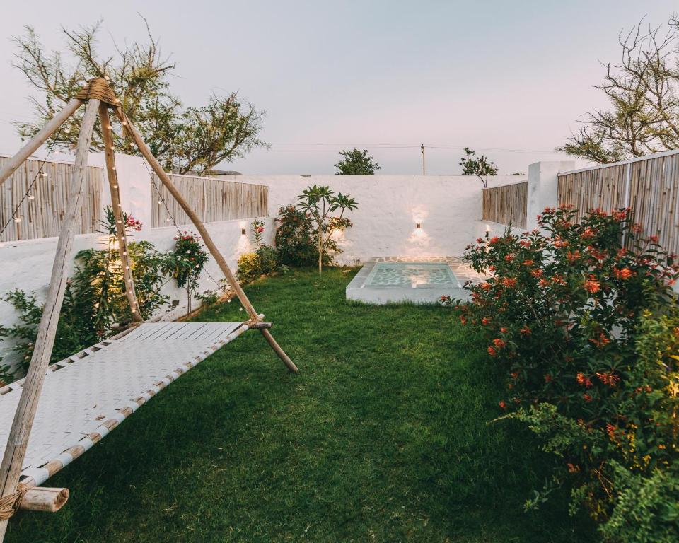 Zahrada ubytování The Luxe Pushkar - A Luxury Farmstay in Pushkar