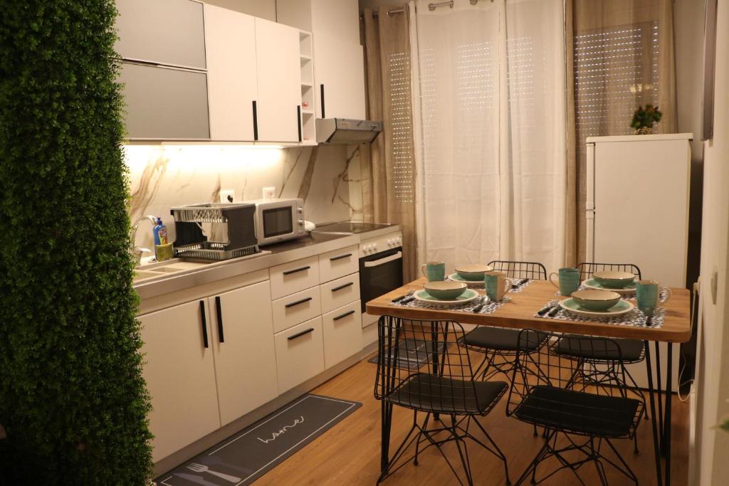 Pine Apartment Tirana - Imazhi 8