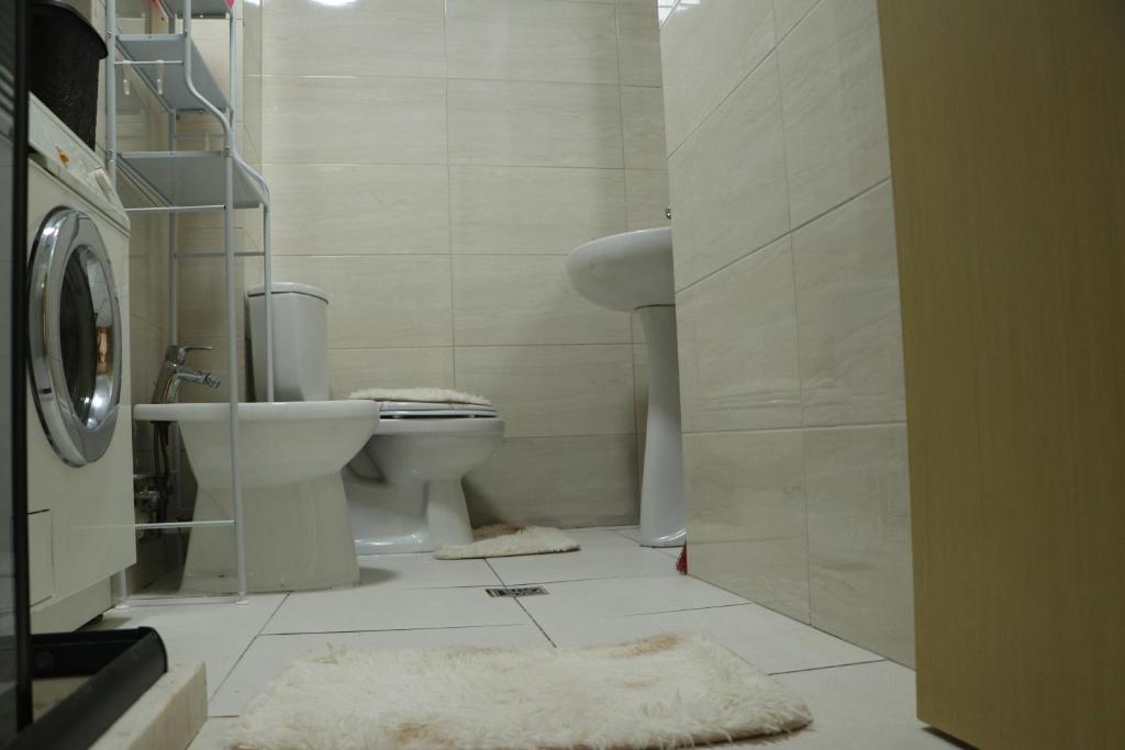 Pine Apartment Tirana - Imazhi 3