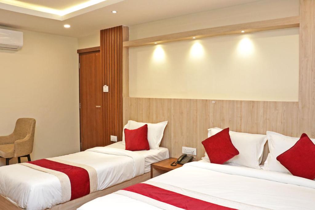 Postel nebo postele na pokoji v ubytování Hotel Nilakantha Pvt. Ltd