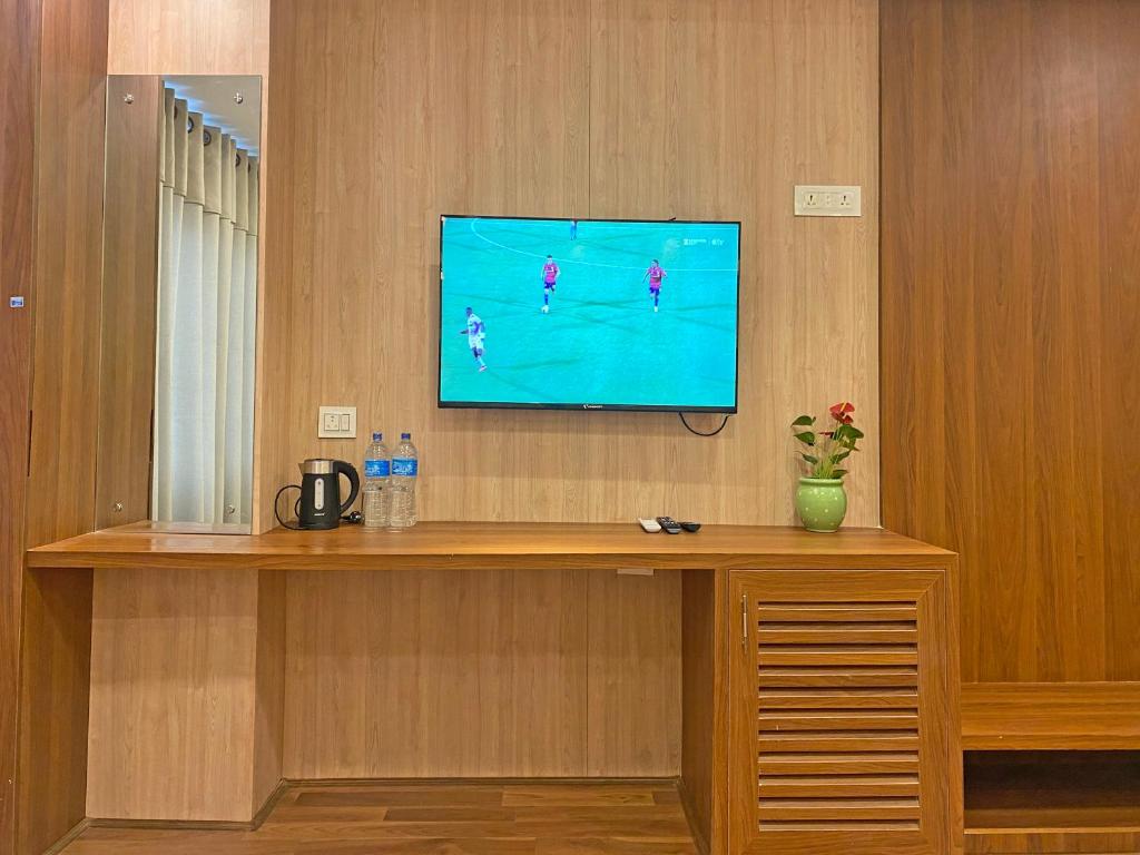 TV a/nebo společenská místnost v ubytování Hotel Nilakantha Pvt. Ltd