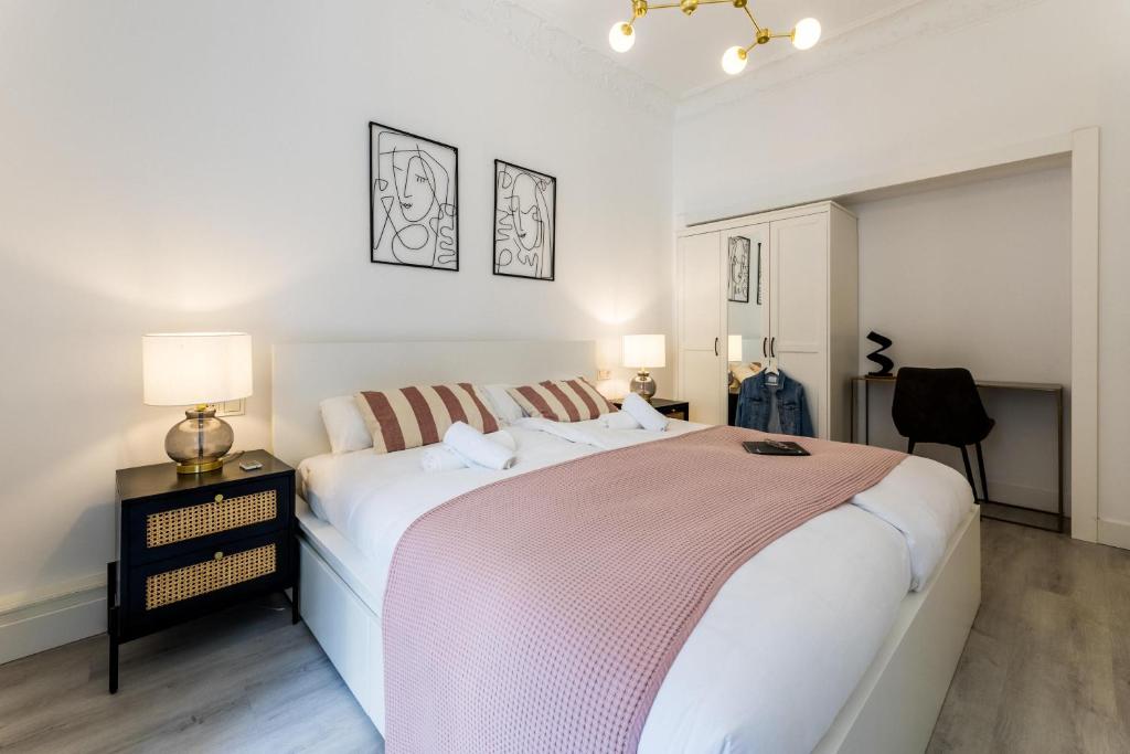 Posteľ alebo postele v izbe v ubytovaní BALEA by SWEET HOME SAN SEBASTIAN