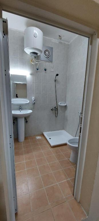 Koupelna v ubytování AL FANAR REST HOUSE LLC