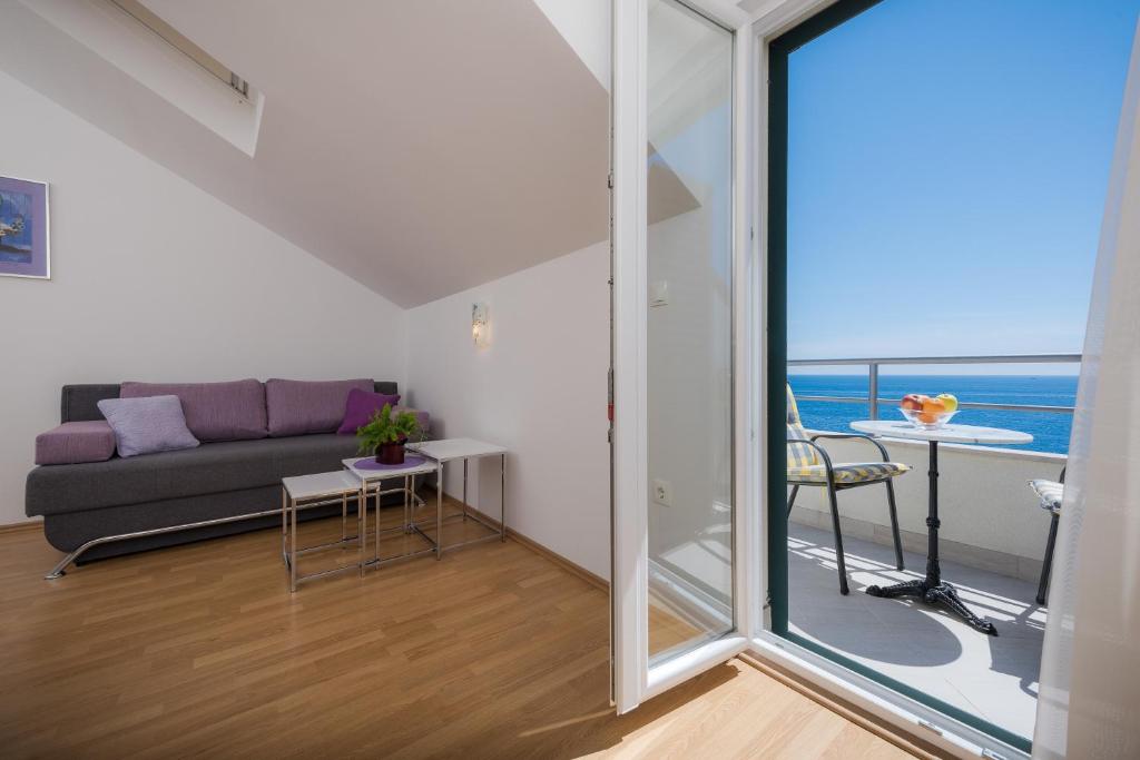 Nespecifikovaný výhled na moře nebo výhled na moře při pohledu z apartmánu