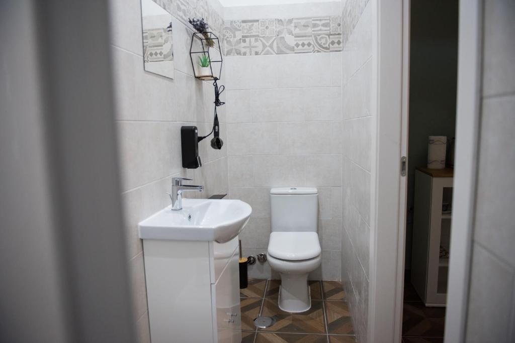 Palazzo DE MATTEO - 18