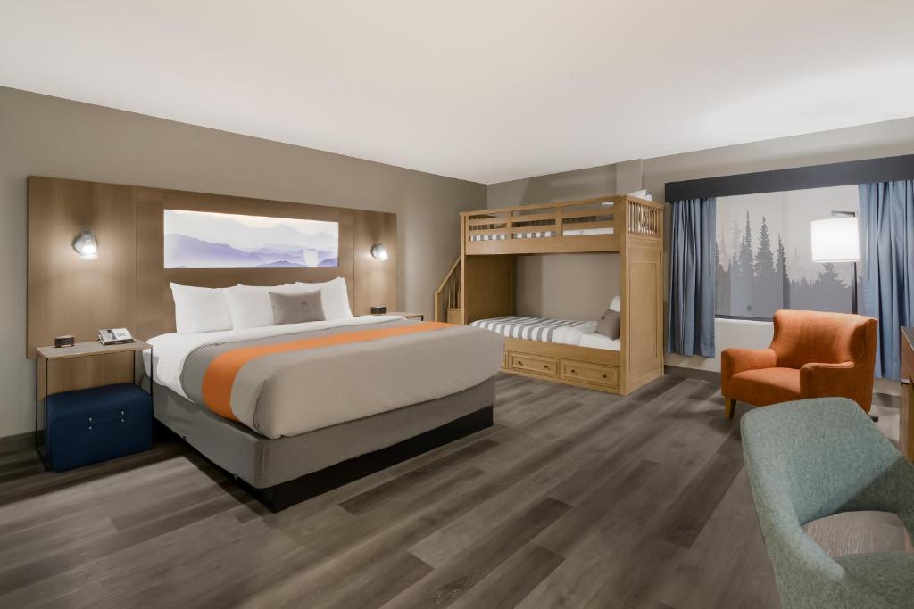 Graystone Lodge, Ascend Hotel Collection - Family Suite