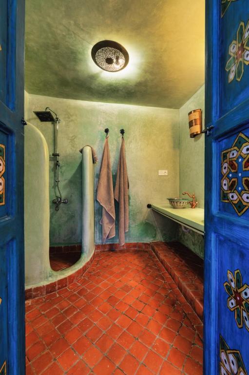 Dar Zambra - King Suite Met Balkon