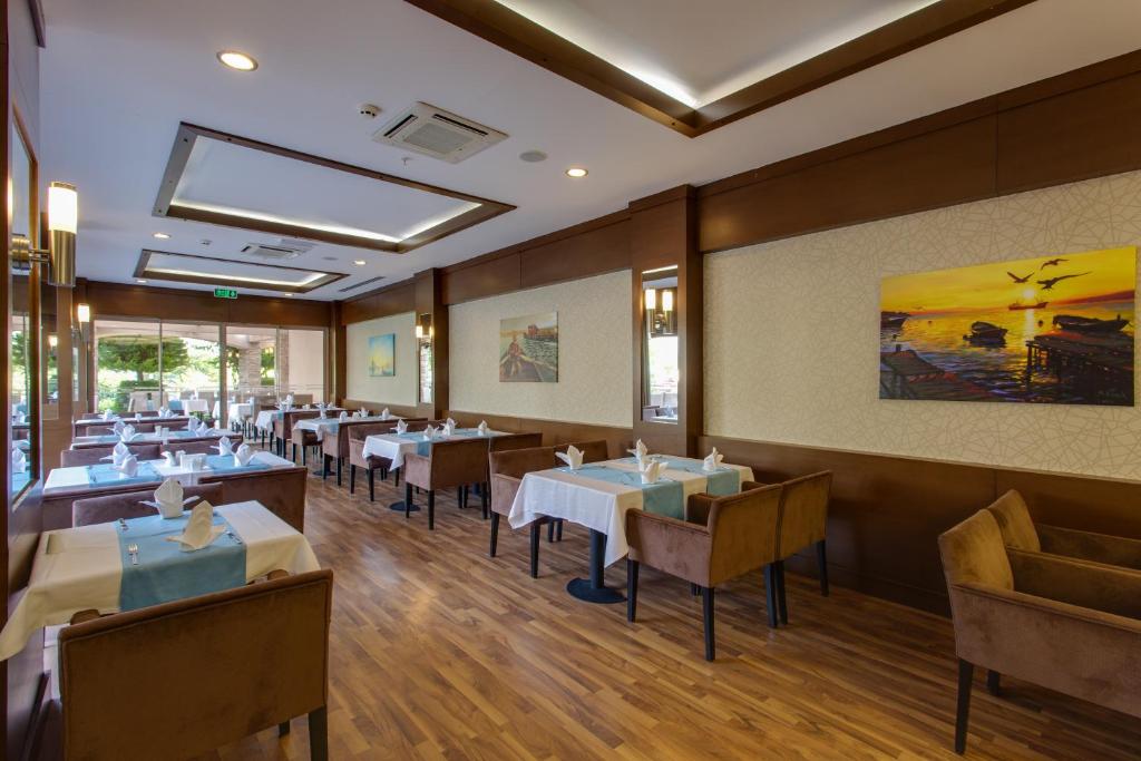 Restaurace v ubytování Lucida Beach Hotel - Ultra All Inclusive