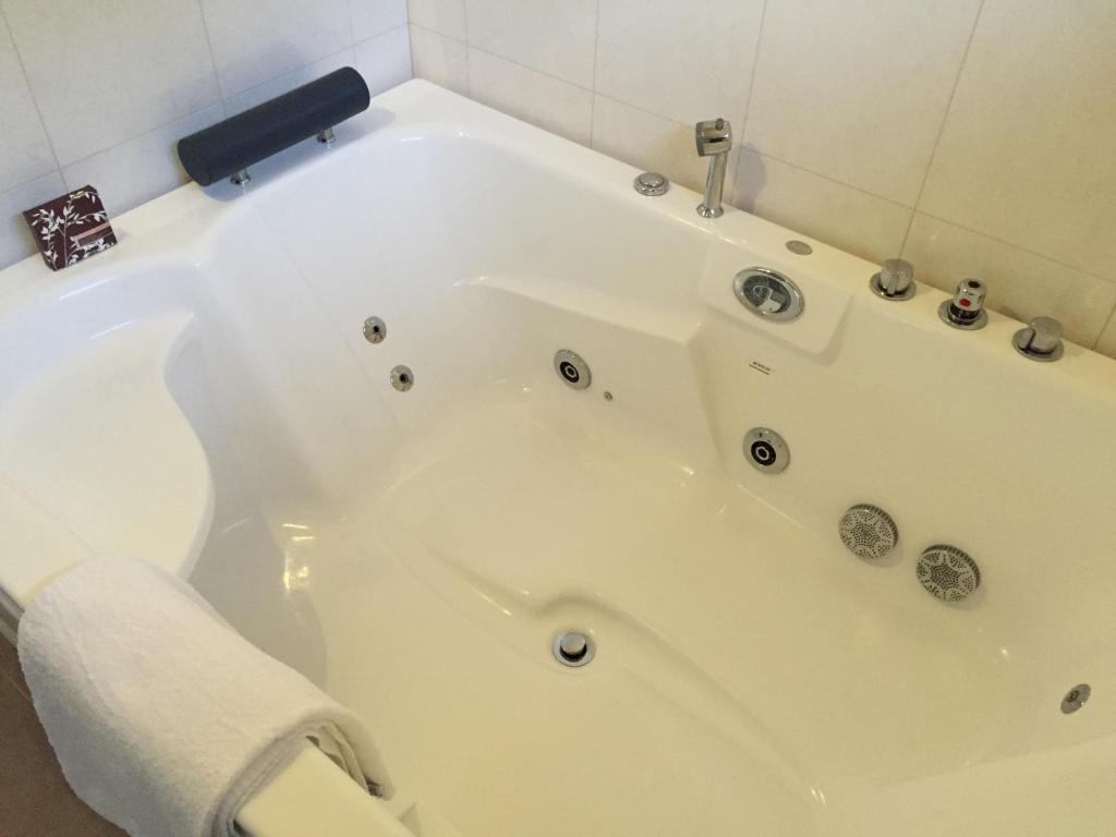 The Olive Motel - Resim 19