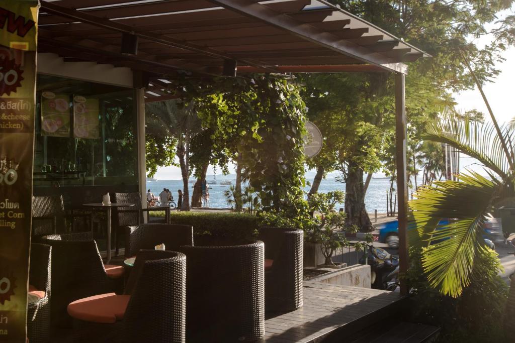 Twin Palms Resort Pattaya, SHA Extra Plus Certified - Resim 41