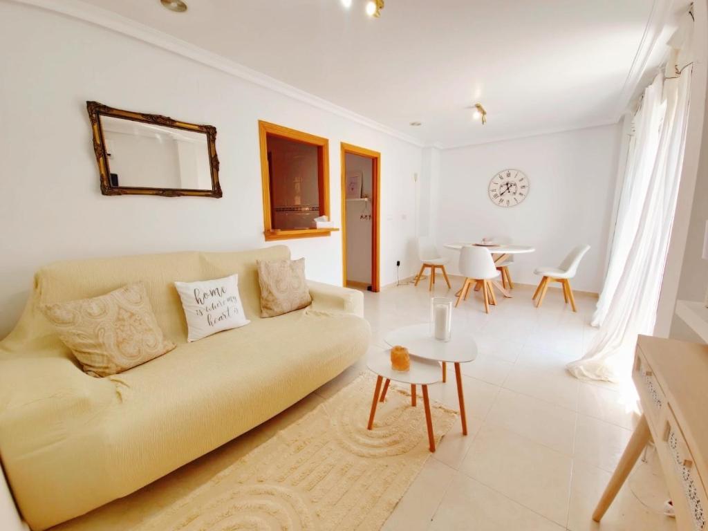 https://cf.bstatic.com/xdata/images/hotel/max1024x768/490087625.jpg?k=3c69fd225931249cbb9863db00e89bae2c7f29cca5712d998f4f5972eacaf733&o=&hp=1