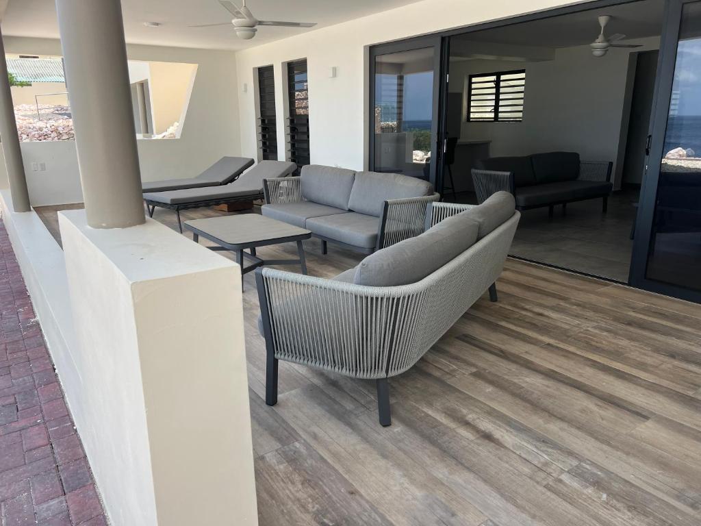 Area soggiorno di Lagun Sunset Resort All Natural Clothing Optional