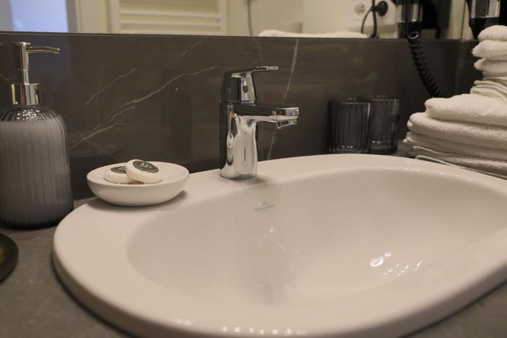 Praga Premium Comfort bezpłatny parking - 14