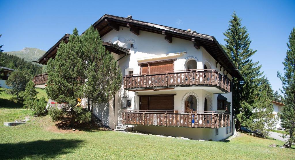 Nespecifikovaný výhled na hory nebo výhled na hory při pohledu z apartmánu