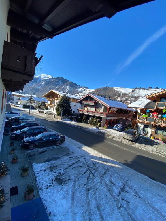 Apartment Thompson by Four Seasons Apartments, Kaprun Updated 2024 Prices