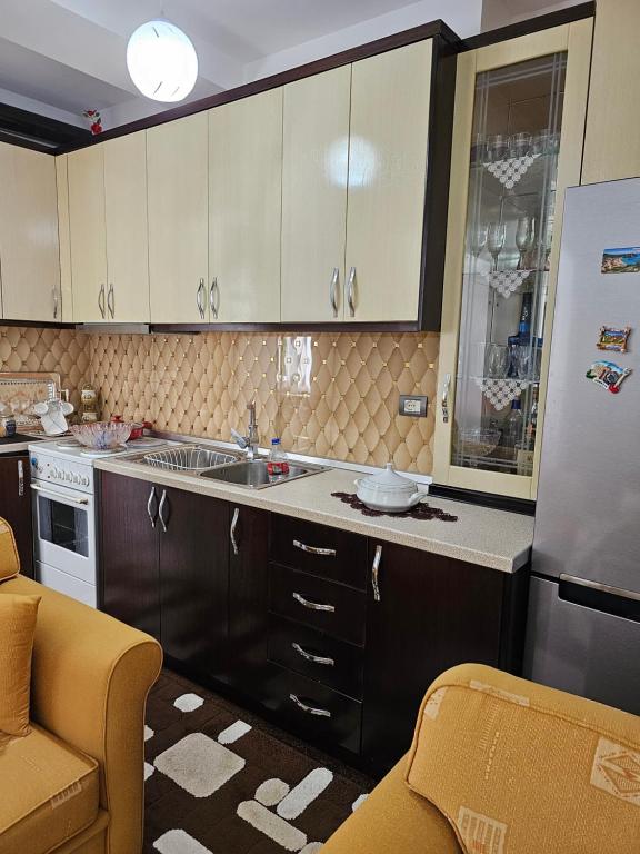 Apartment in Erseke - Image 6