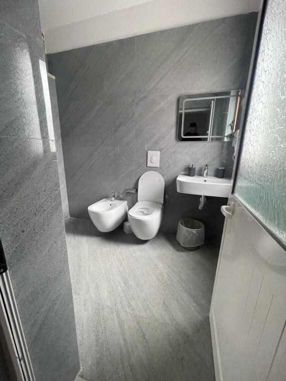Hotel Villa Ferrari - Imazhi 5