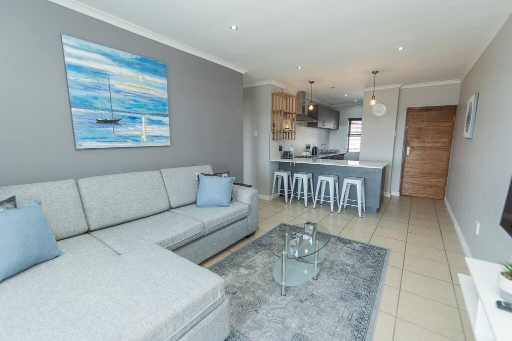 Colby Court Delightful 2 Bedroom Apartment, Lorraine (updated prices 2024)