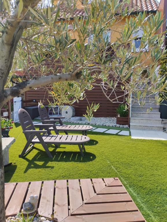 A garden outside CASA LAXE DO BARRO