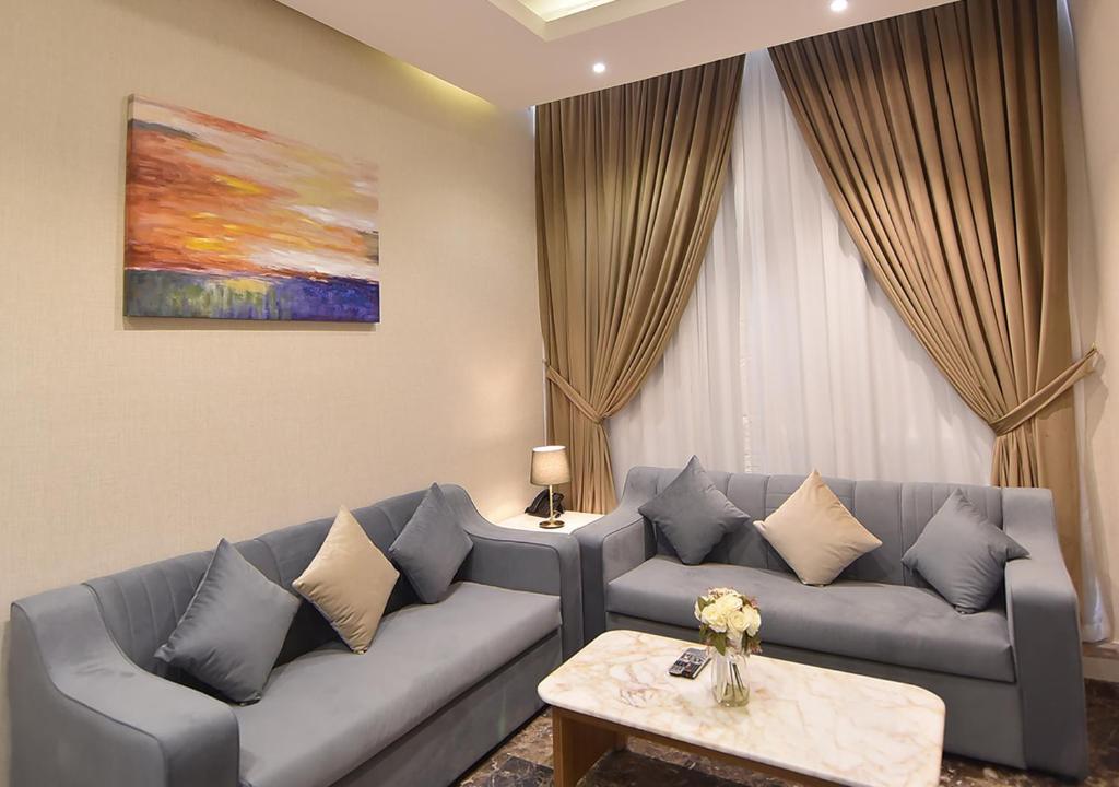 ريحانه الخليج للشقق الفندقيه - Two-Bedroom Apartment