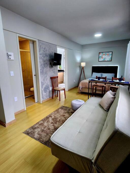 Aconchegante e ensolarado! - One-Bedroom Apartment