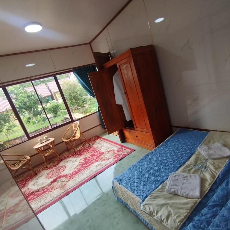 Brown House Resort - 13