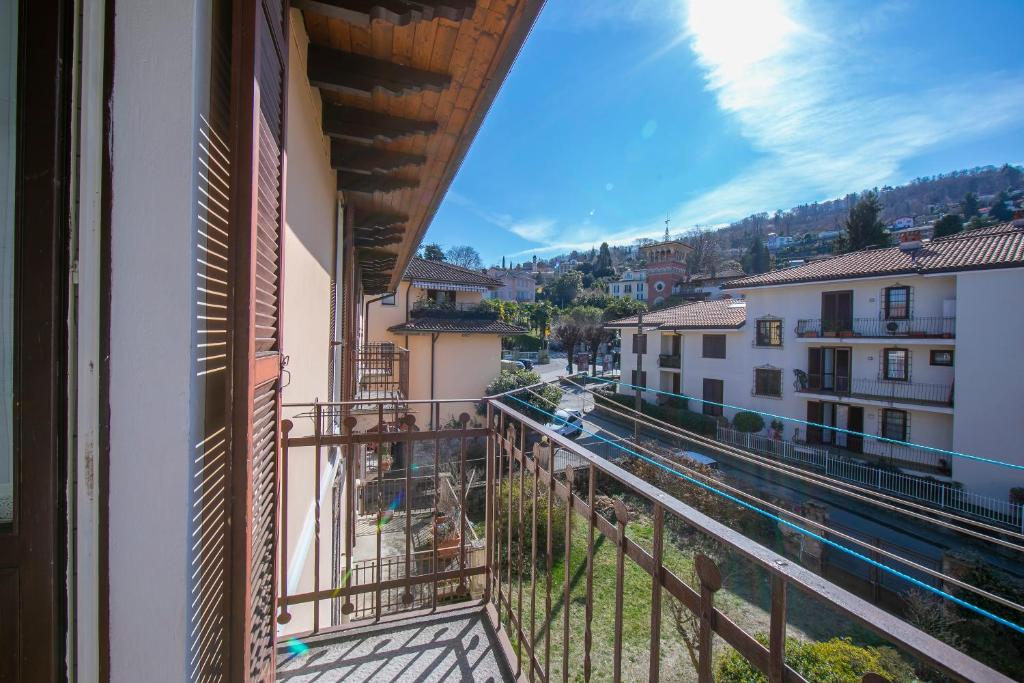 La Maison di Annamarie Stresa Center - Happy Rentals - Apartment