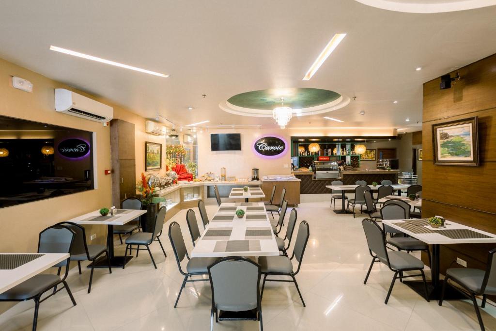 Restaurace v ubytování Allure Hotel & Suites