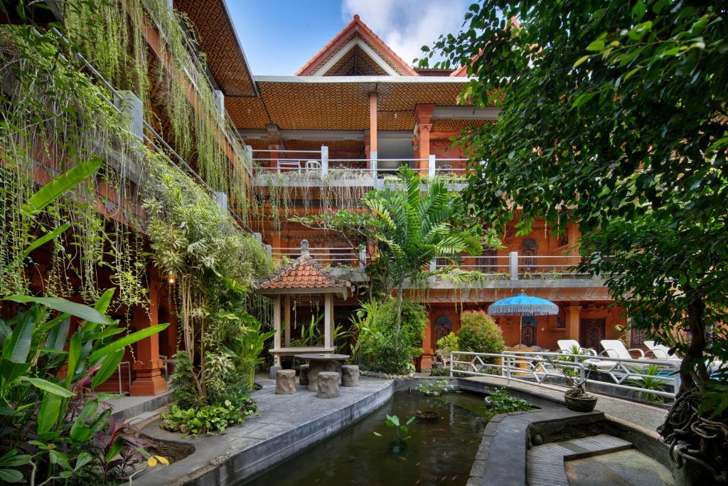 Zahrada ubytování Hotel Lumbung Sari Legian