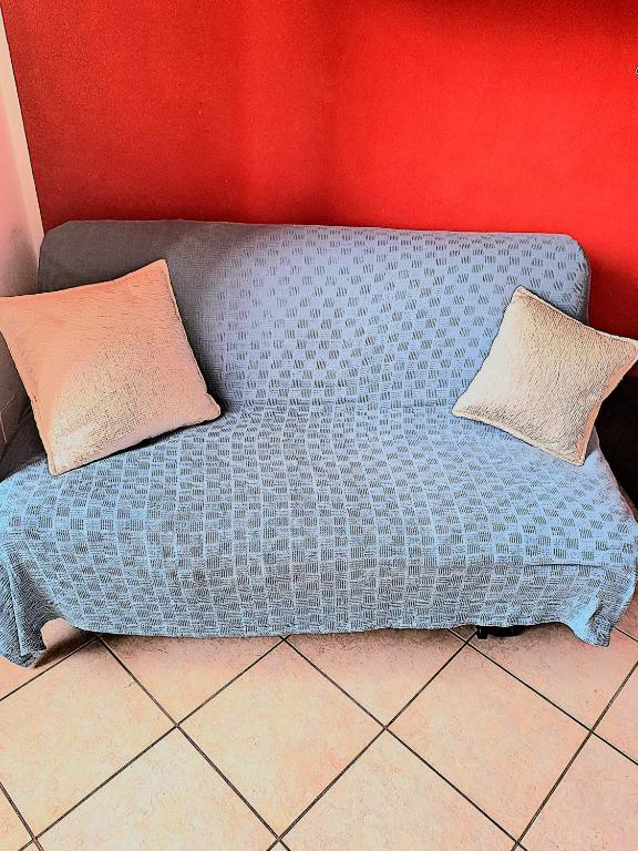 A seating area at Stanza Privata in Casa Condivisa - Private Room in Shared Home