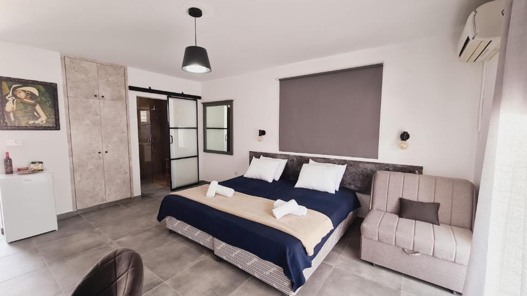Nissi Avenue Studio 3