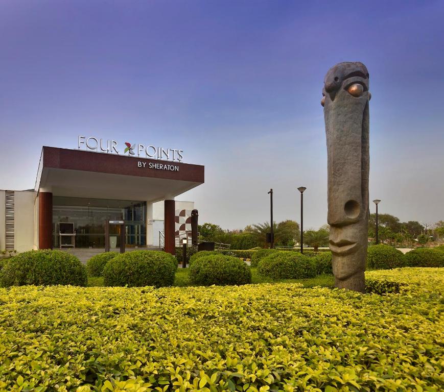 Zahrada ubytování Four Points by Sheraton New Delhi, Airport Highway