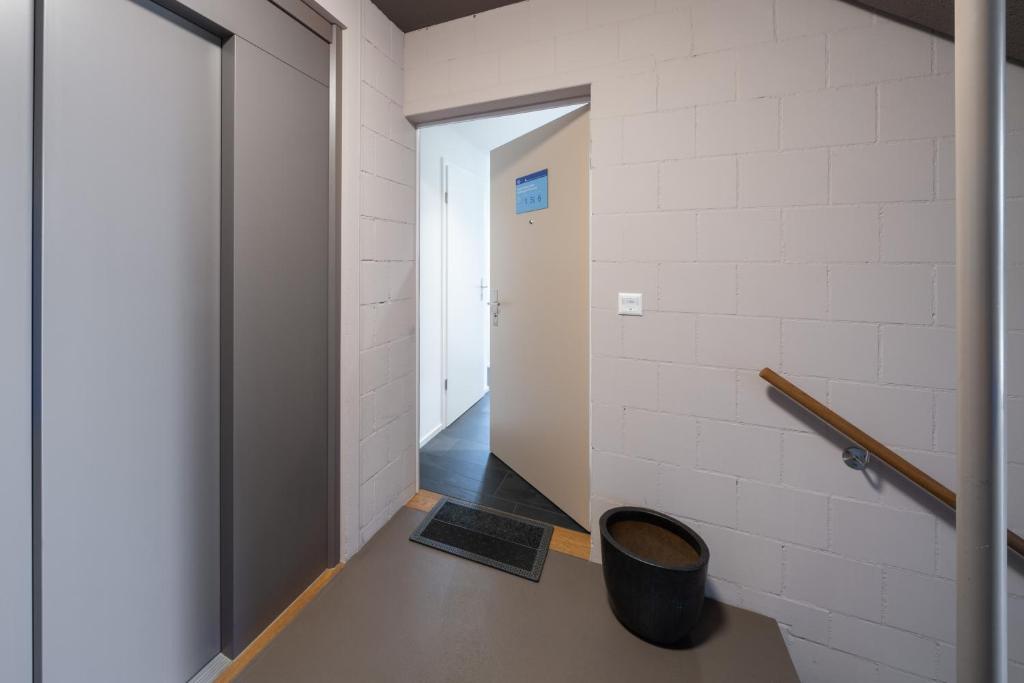 Fotografie z fotogalerie ubytování Schöne Parterrewohnung in Matten v destinaci Matten