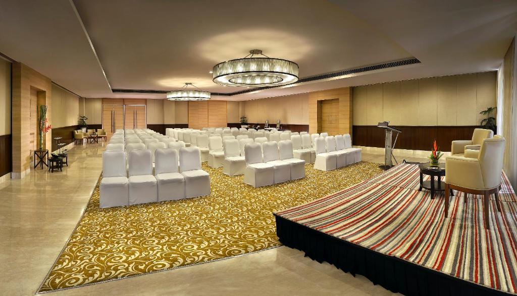 Posezení v ubytování Four Points by Sheraton New Delhi, Airport Highway