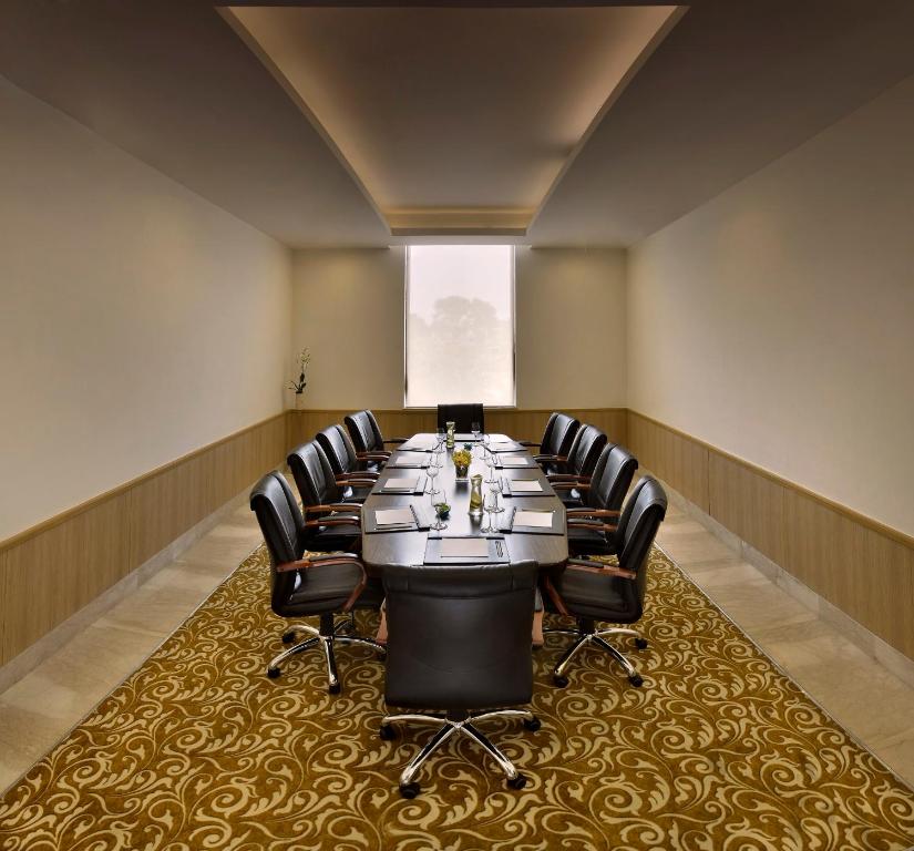 Konferenční prostory v ubytování Four Points by Sheraton New Delhi, Airport Highway