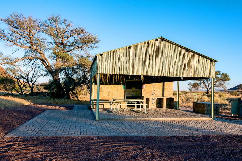 Building kung saan naroon ang campsite