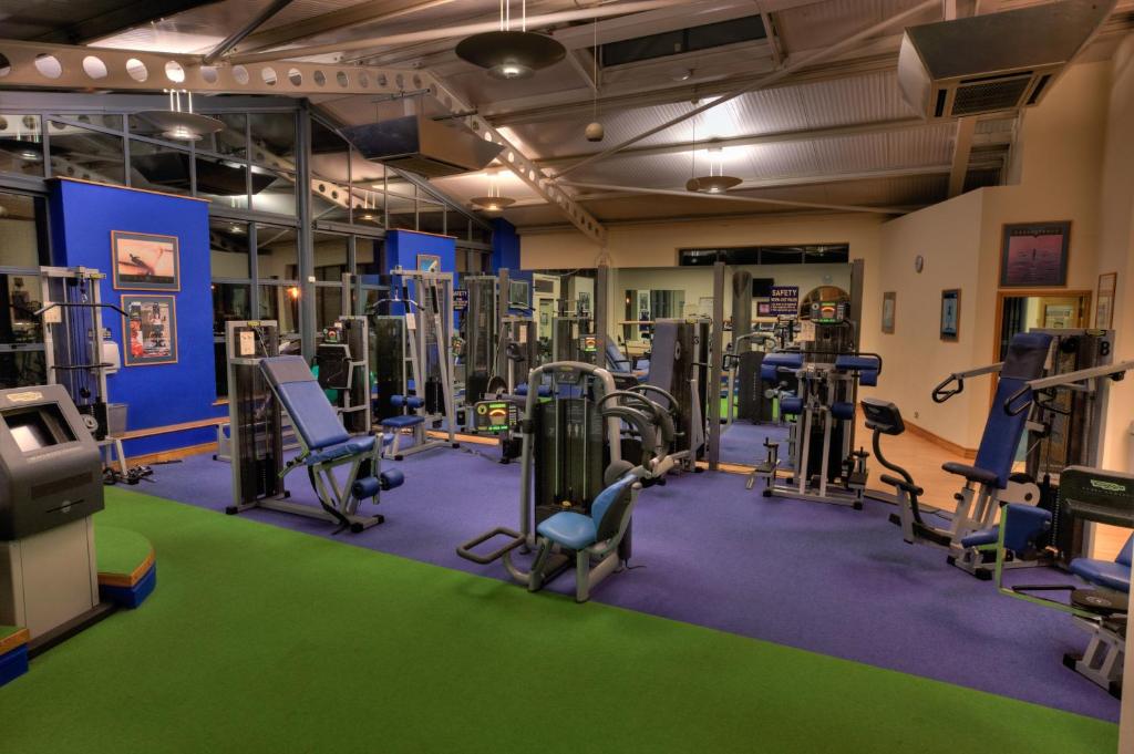 Fitness centrum a/nebo fitness zařízení v ubytování Hotel Kilkenny