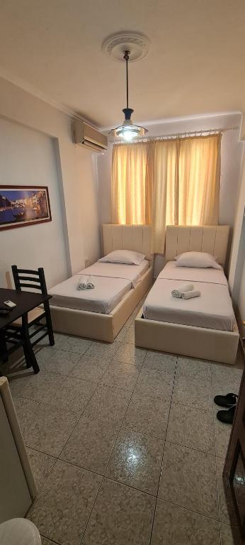 Elios room 1 - Image 1