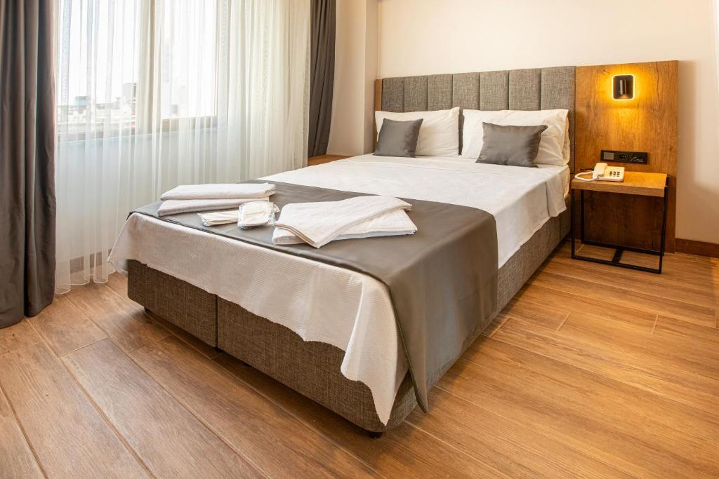 Grand Business Hotel - 11