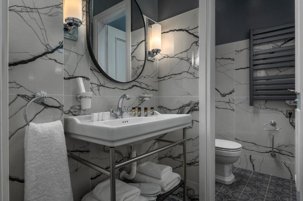 No 39 Svolou Suites - 15