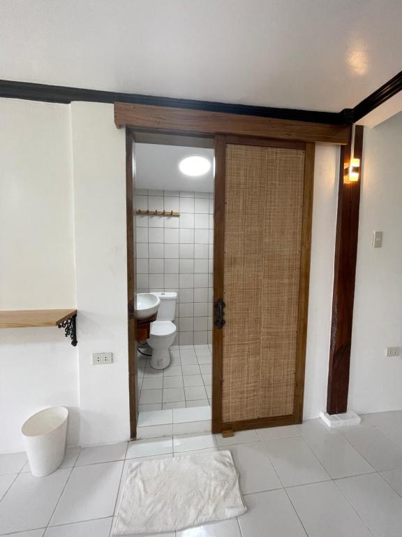 Koupelna v ubytování Dahun Villas Siargao