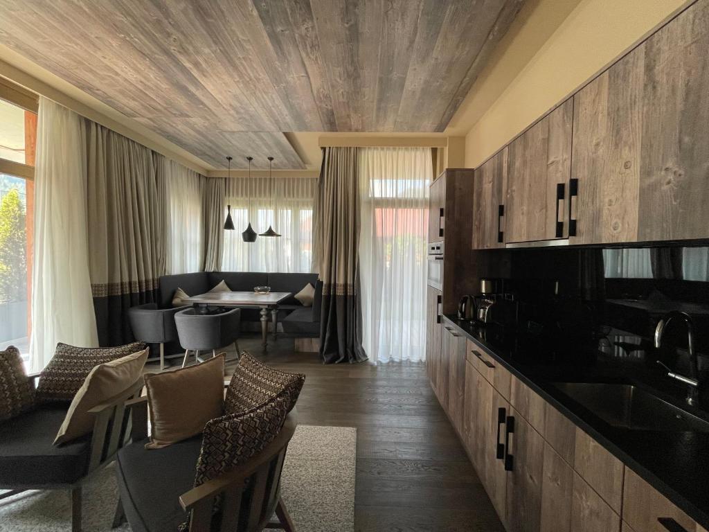 Mountain Spa Residences - 18