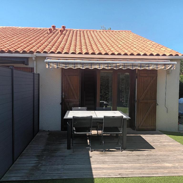 Maison avec piscine commune à 800m de la plage - Casa Con Due Camere Da Letto